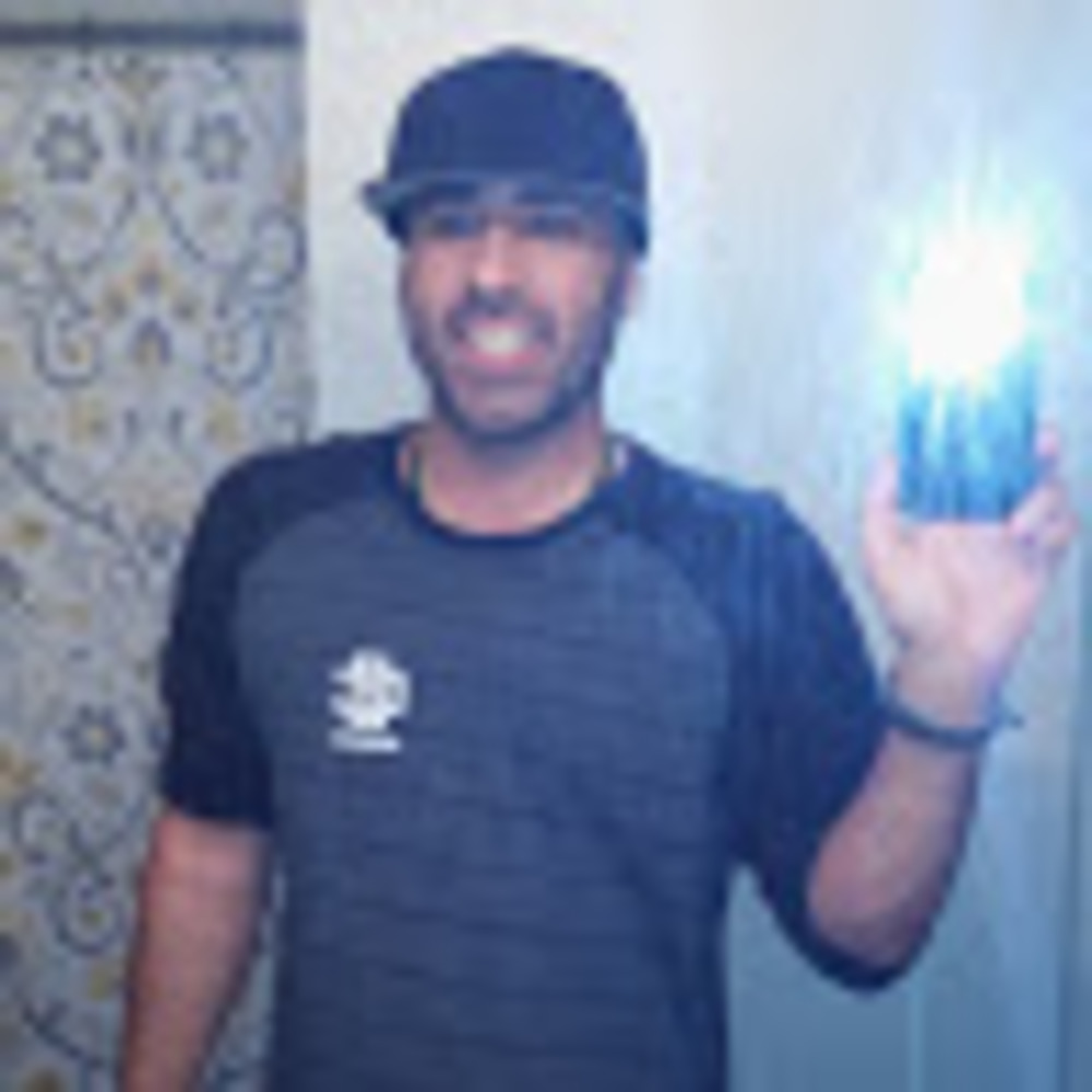 Meet your Posher, Chadi